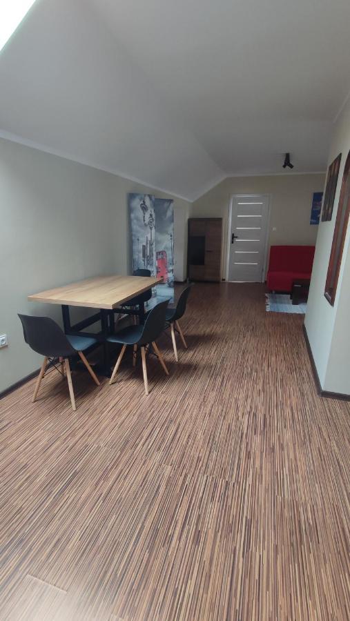 Poddasze Kamienica Wloclawek Centrum Bagian luar foto